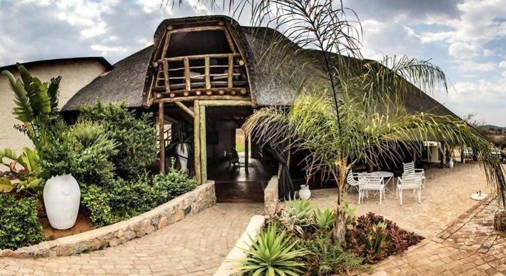 אוטג'ו Etotongwe Lodge מראה חיצוני תמונה